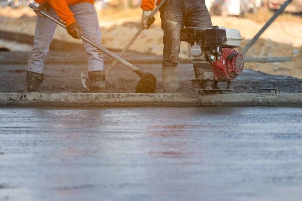 Best Local Concrete Companies  in Parklawn, CA